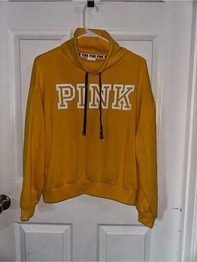 PINK Victoria's Secret Pullover Top Size Small